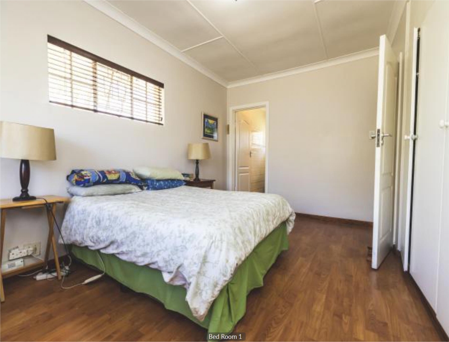 4 Bedroom Property for Sale in Beacon Bay Eastern Cape